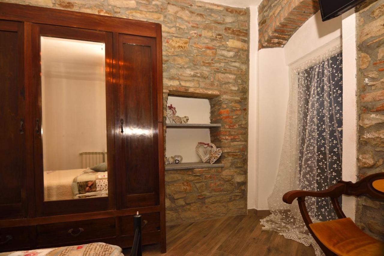 Hotel Il Borgo Del Castello Cremolino Exterior foto
